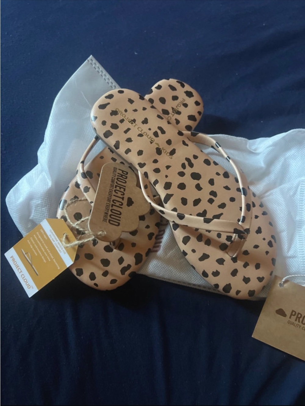 Project Cloud Kids' Leopard Print Tan Flip Sandals